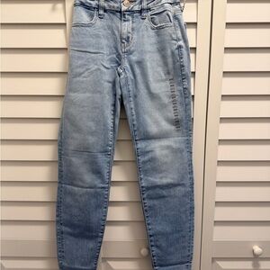 NWT 000 Regular American Eagle Light Wash Classic High-Rise Stretch